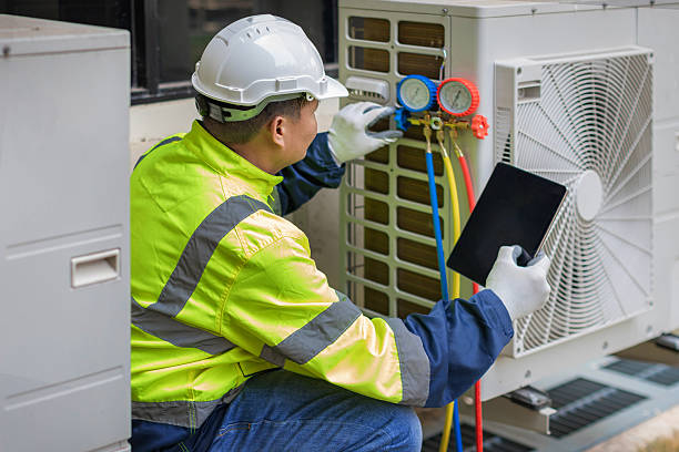 Professional Hvac technician working in North Houston, TX